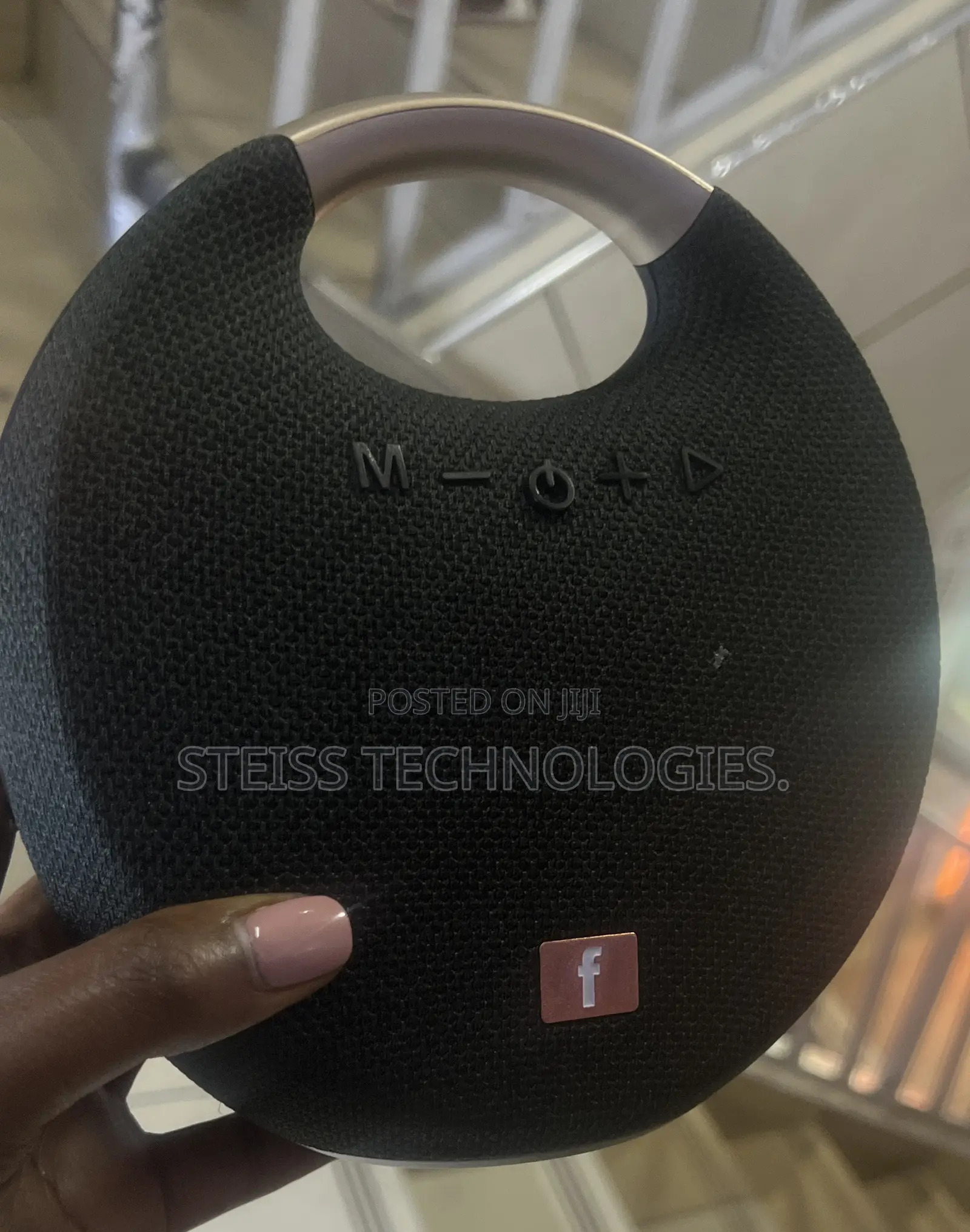 M1 Mini Bluetooth Speaker.