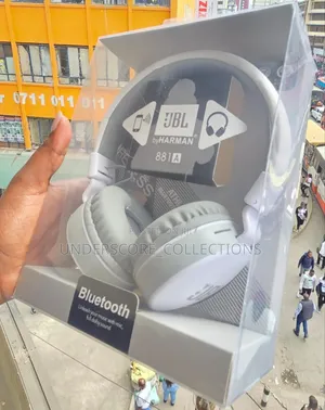 JBL Headphone in Grey