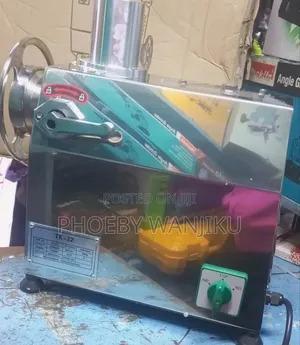 M22 Meat Mincer With Reverse