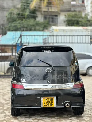 Toyota bB 2015 Black