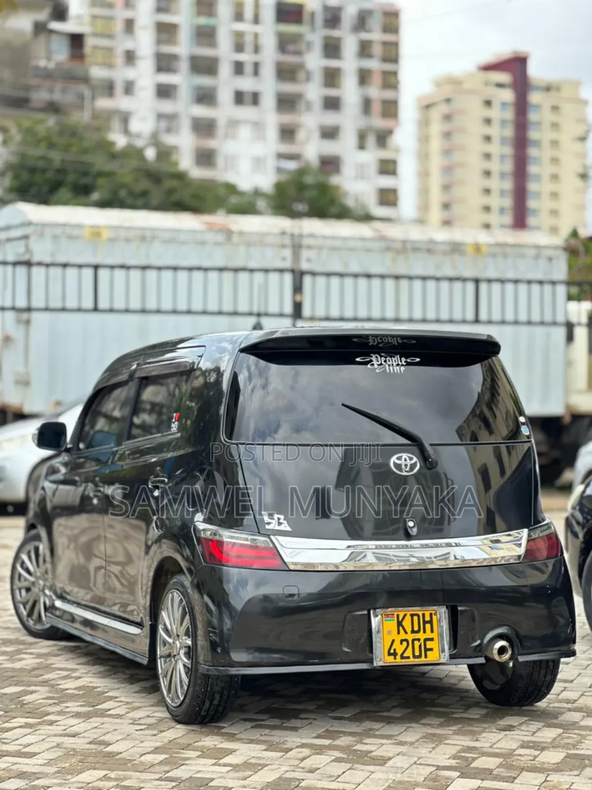 Toyota bB 2015 Black