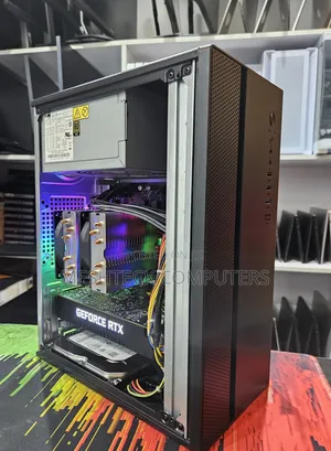 Desktop Computer Gigabyte GB-BLCE-4105C 16GB Intel Core I7 HDD+SSD 1T