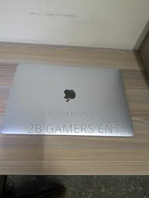 Laptop Apple MacBook Pro 2019 16GB Intel Core I7 SSD 1T
