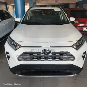 Toyota RAV4 2019 White