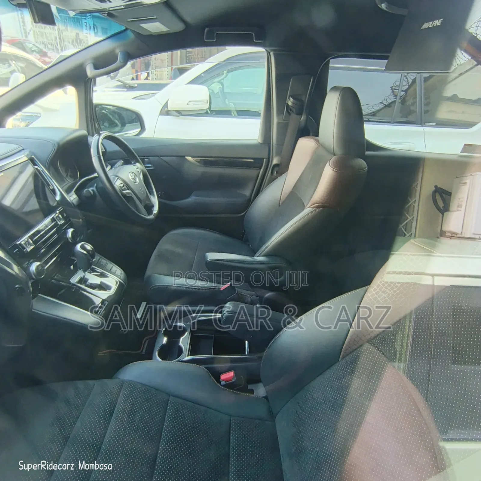 Toyota Alphard 2018 White