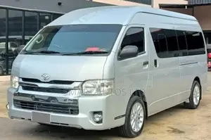 Toyota HiAce 2018