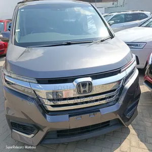Honda Stepwgn 2018 Gray