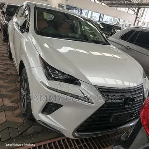 Lexus NX 300 FWD 2018 White