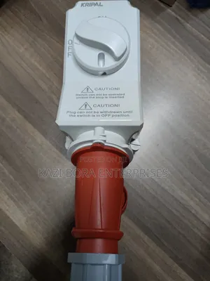32a 5-Pin Interlocked Industrial Sockets