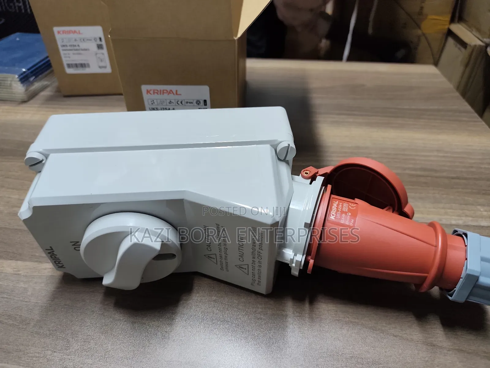 32a 5-Pin Interlocked Industrial Sockets