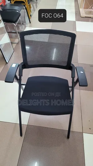 Ergonomic Mesh Swivel Chair