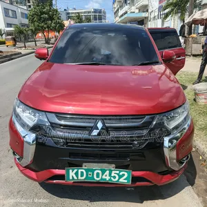 Mitsubishi Outlander 2018 Red