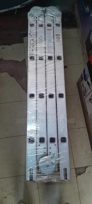 4 X 4 Multipurpose Durable Aluminum Ladder