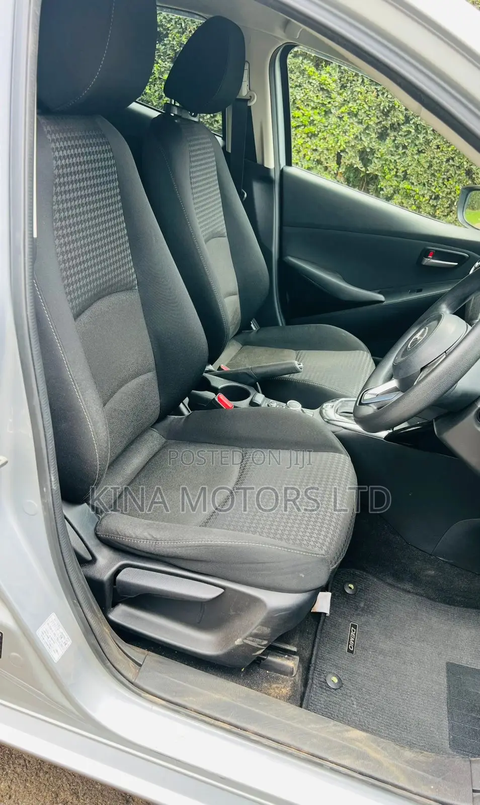 Mazda Demio 2018 Beige