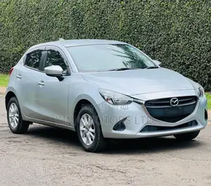 Mazda Demio 2018 Beige