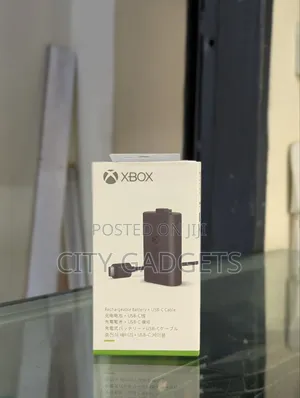 Xbox Series X Play and Charge Kit