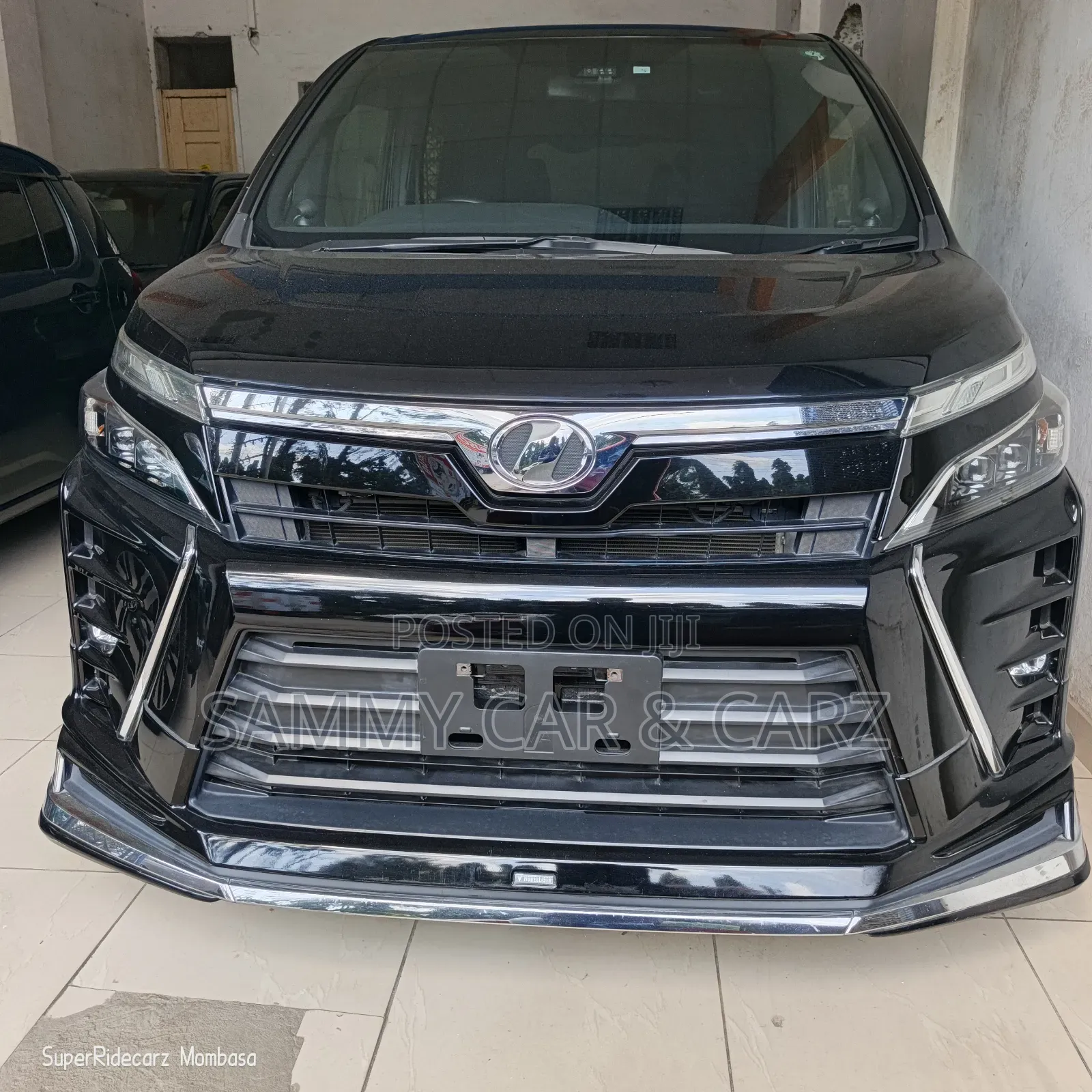 Toyota Voxy 2018 Black