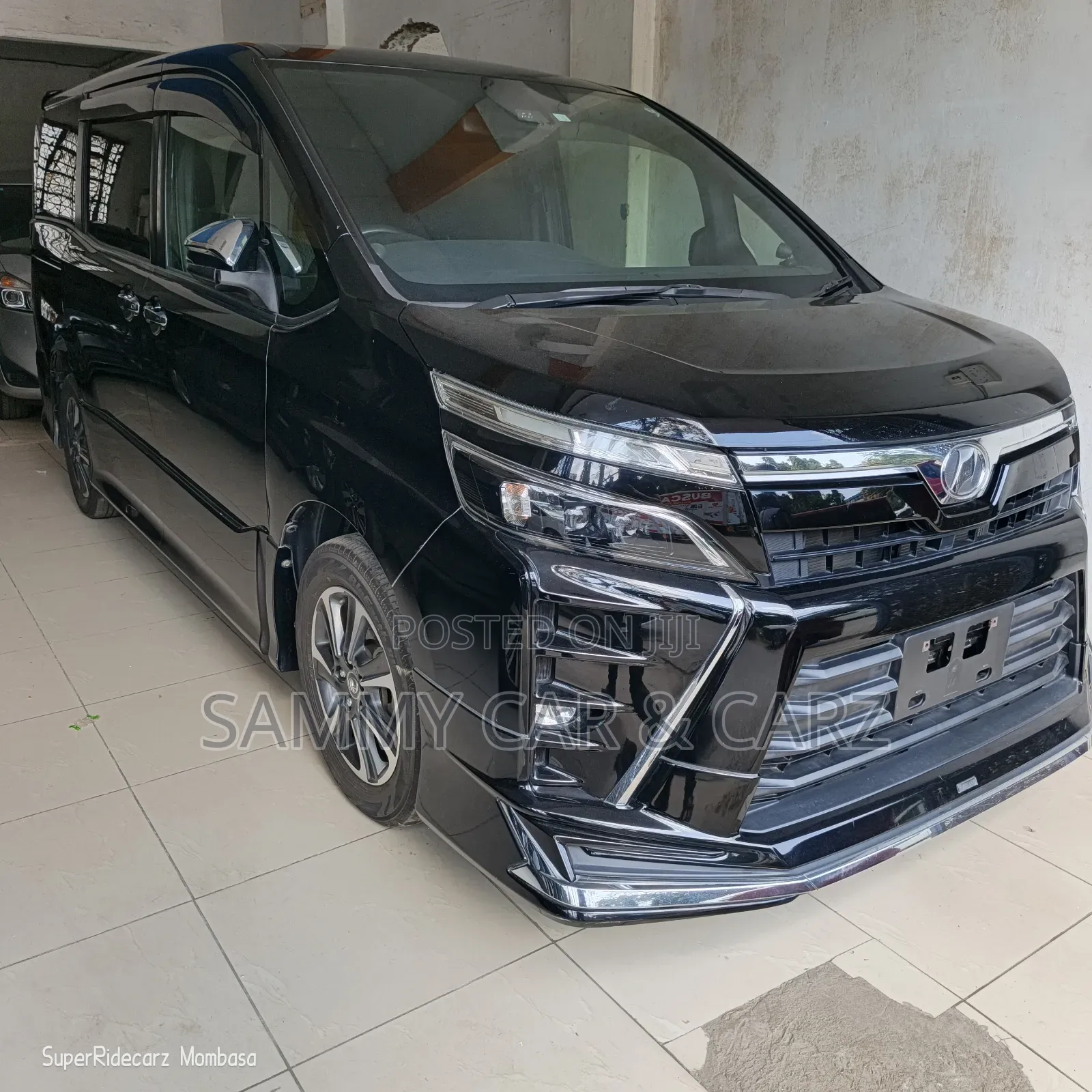 Toyota Voxy 2018 Black