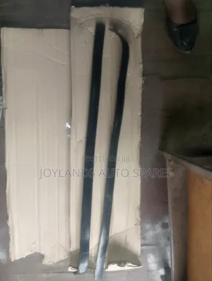 Hilux Vigo Roof Moulding ( Single Cabin)