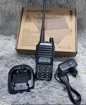 Baofeng Uv-82 Walkie-Talkie Radio