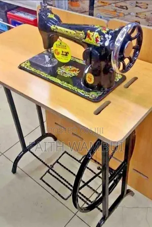 Professional Butterfly Sewing Machine/Sewing Machine