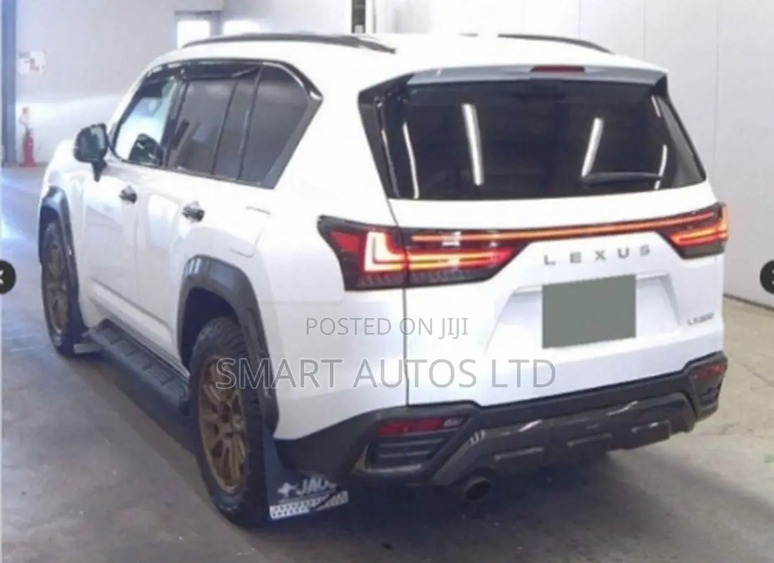 Lexus LX 2022 Pearl