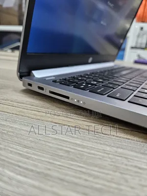 Laptop HP 240 G8 8GB Intel Core I3 SSD 1T