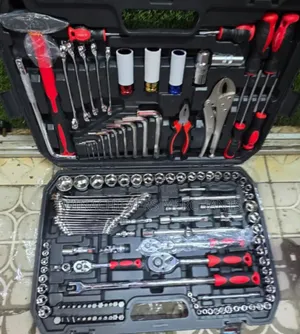 Comprehensive Mechanic's Socket and Hand Tool Kit 142pcs