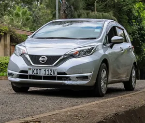 Nissan Note 2018 Silver