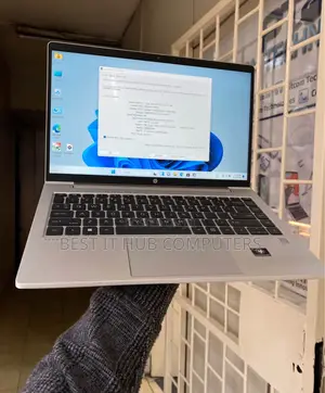 Laptop HP EliteBook 640 G9 16GB Intel Core i7 SSD 512GB