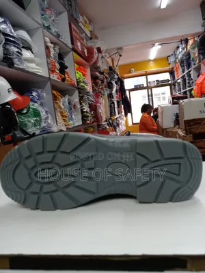 Safe Toe Boot