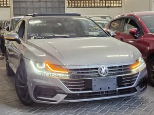 Volkswagen Arteon 2.0T SEL Premium R-Line w/20 AWD 4MOTION 2019