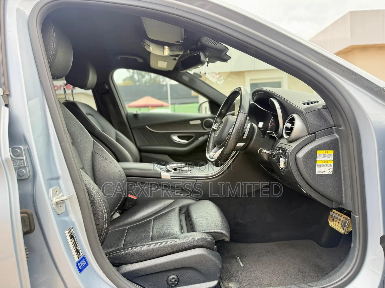 Mercedes-Benz C200 2016 Silver