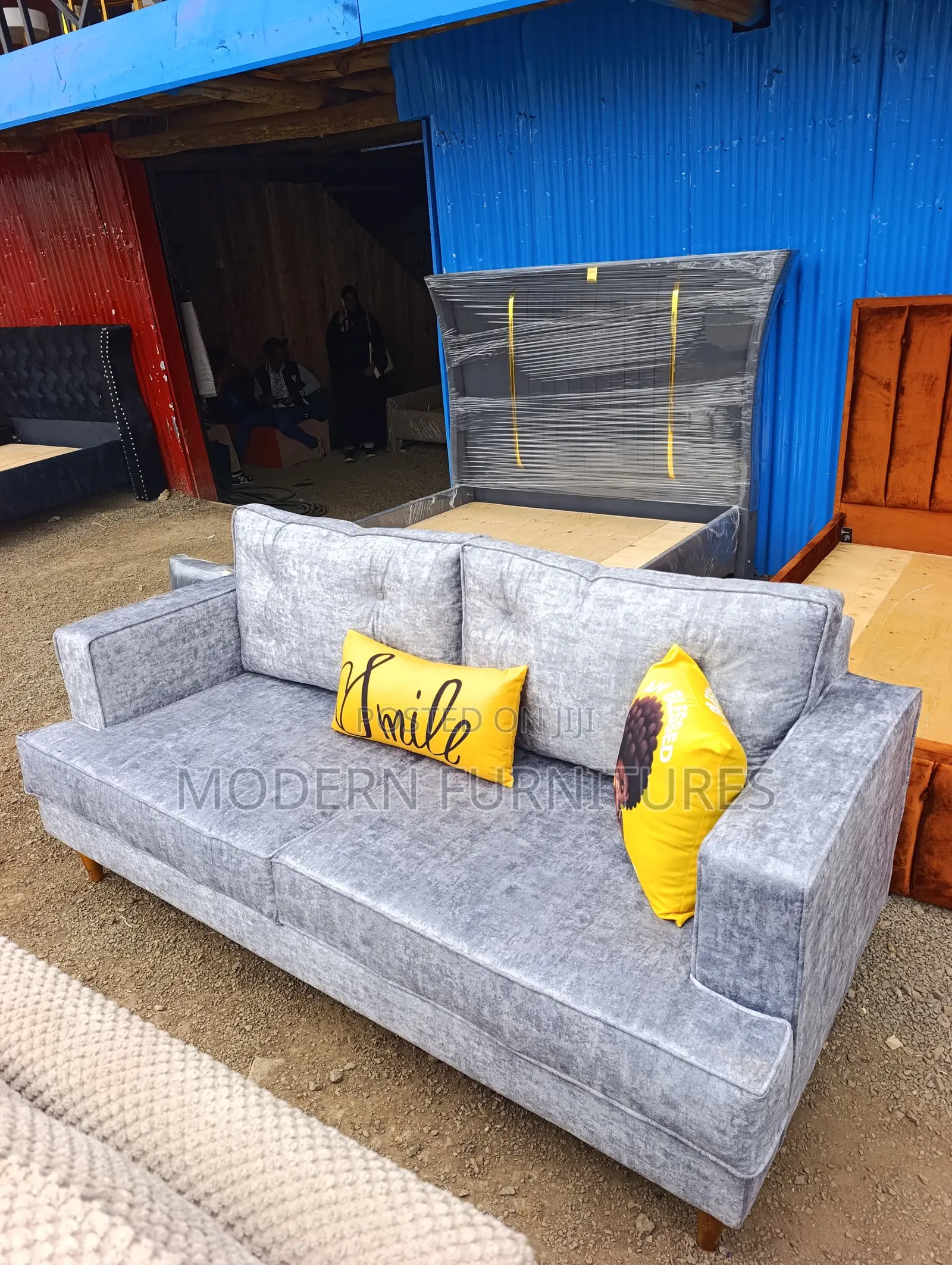 Classy 3 Seater Sofa/3 Seater Sofa