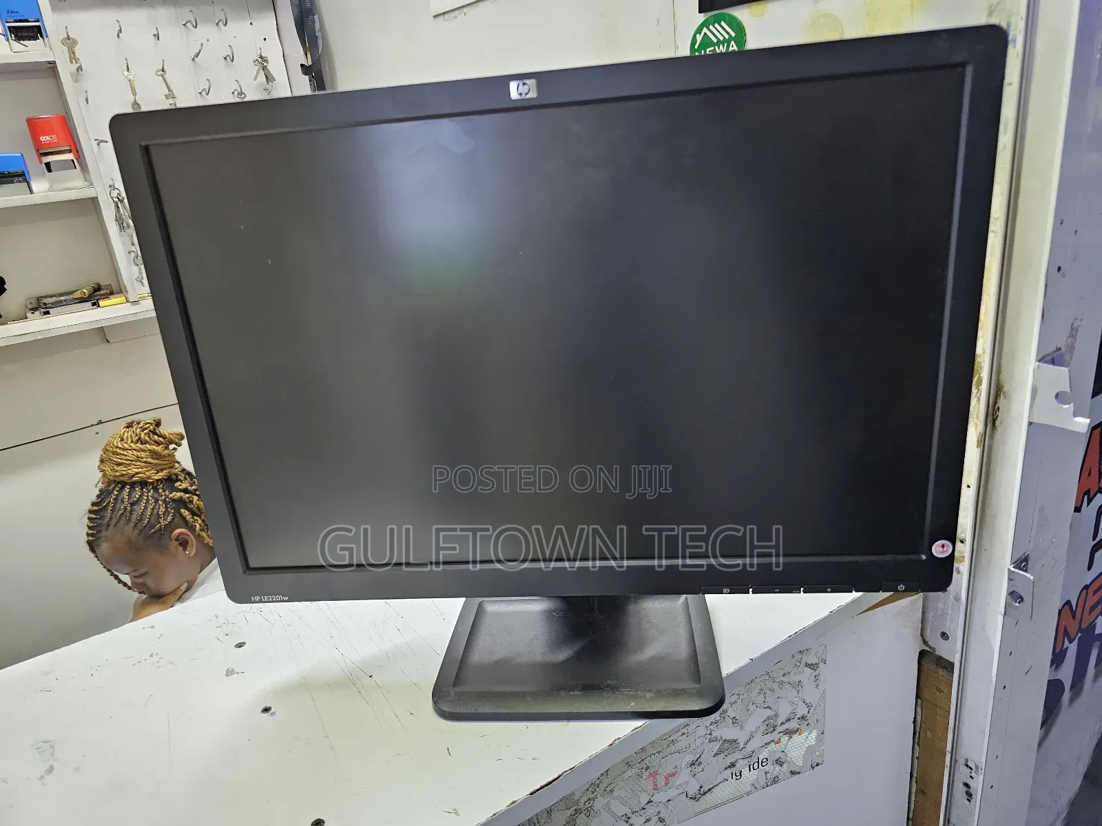 Hp 22inch TFT With Vga