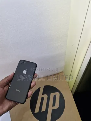 Apple iPhone 8 64 GB Black