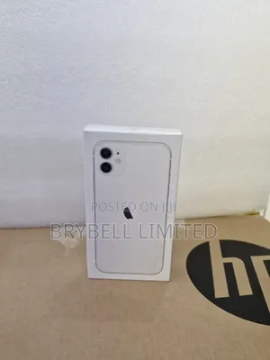 New Apple iPhone 11 128 GB White
