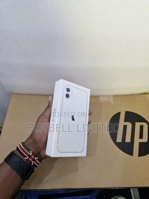New Apple iPhone 11 128 GB White