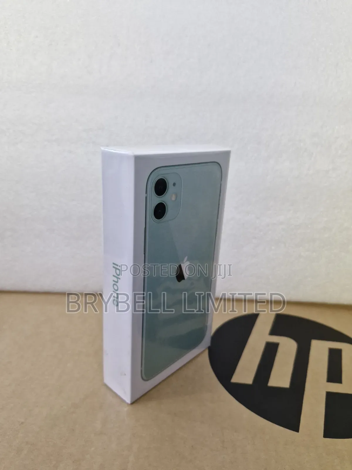 New Apple iPhone 11 128 GB Green