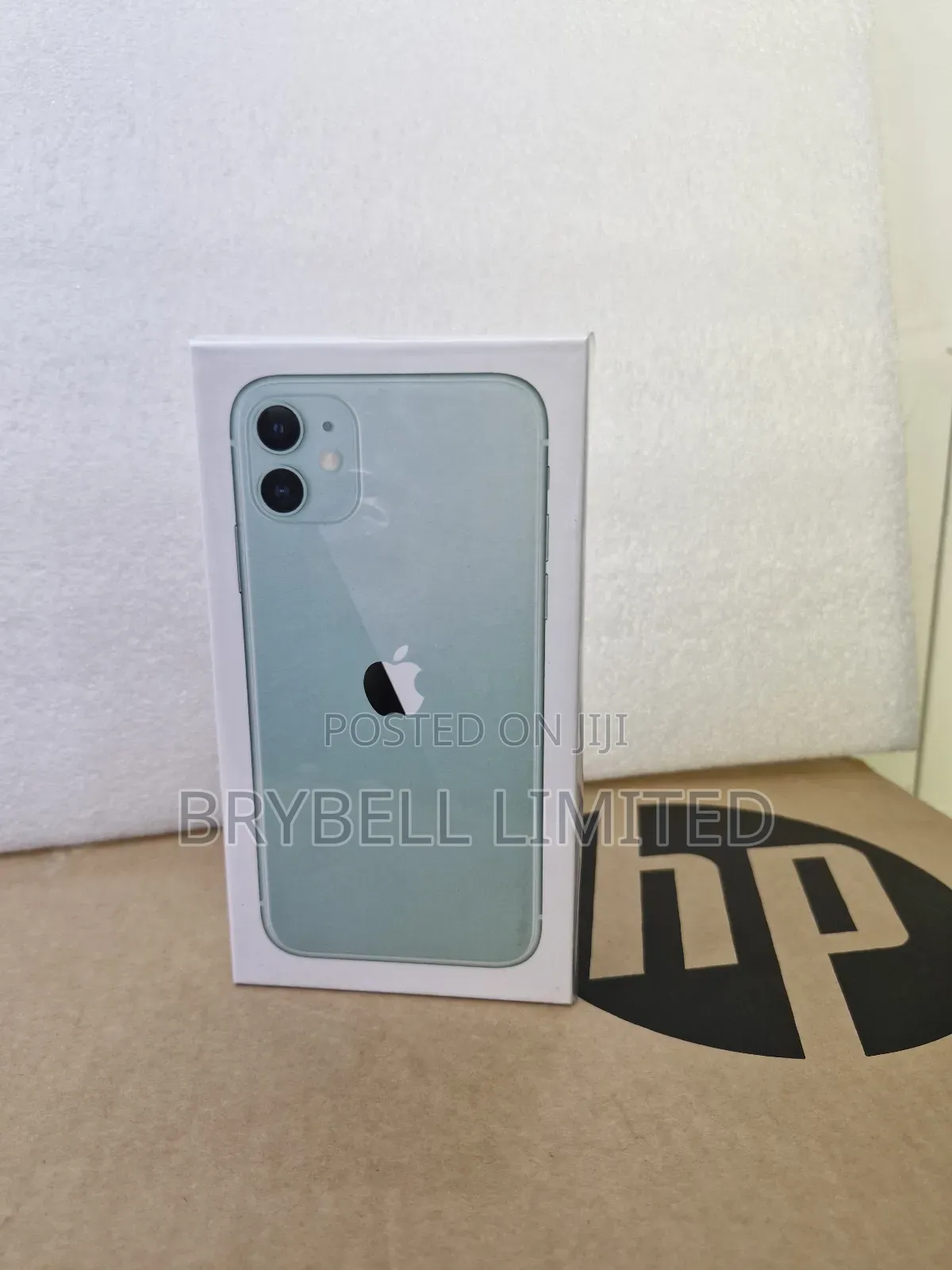 New Apple iPhone 11 128 GB Green