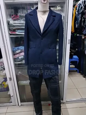 Men Warm Trench Coat With Side Pockets