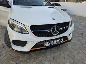 Mercedes-Benz GLE-Class 2019 White