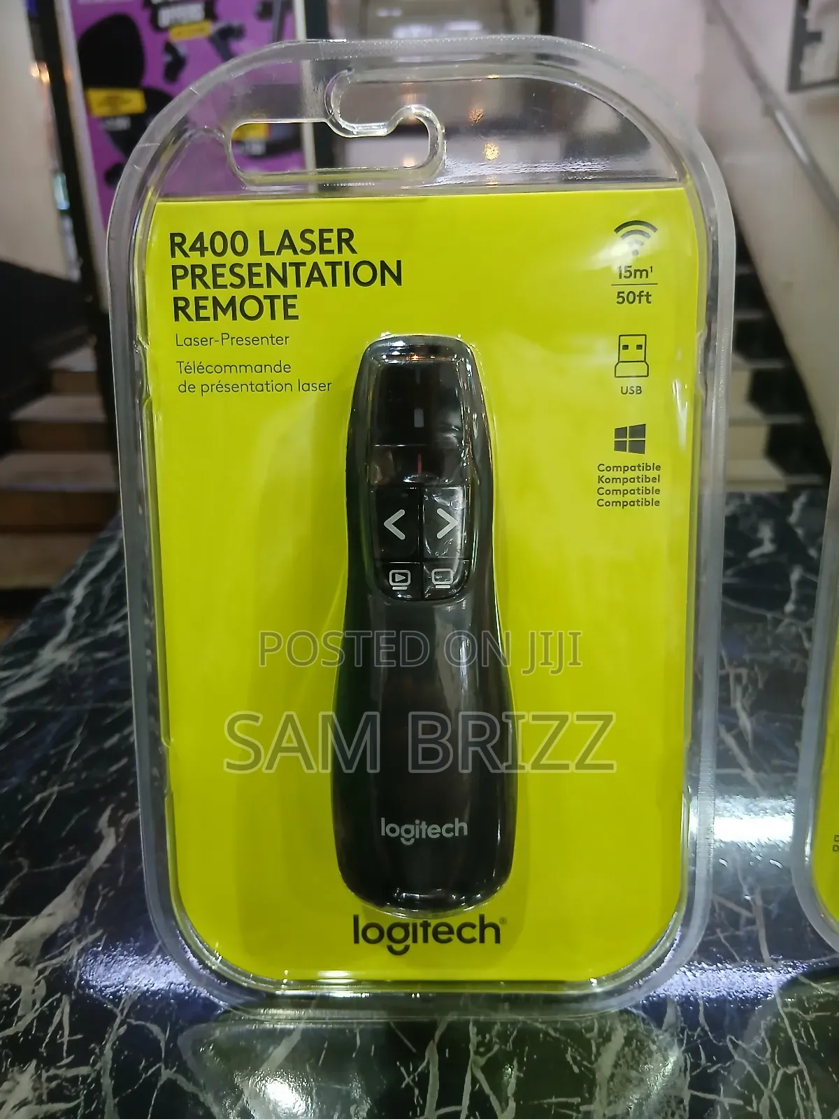 Logitech R400 Laser Presentation Remote