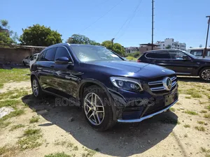 Mercedes-Benz GLC-Class 2018 Blue