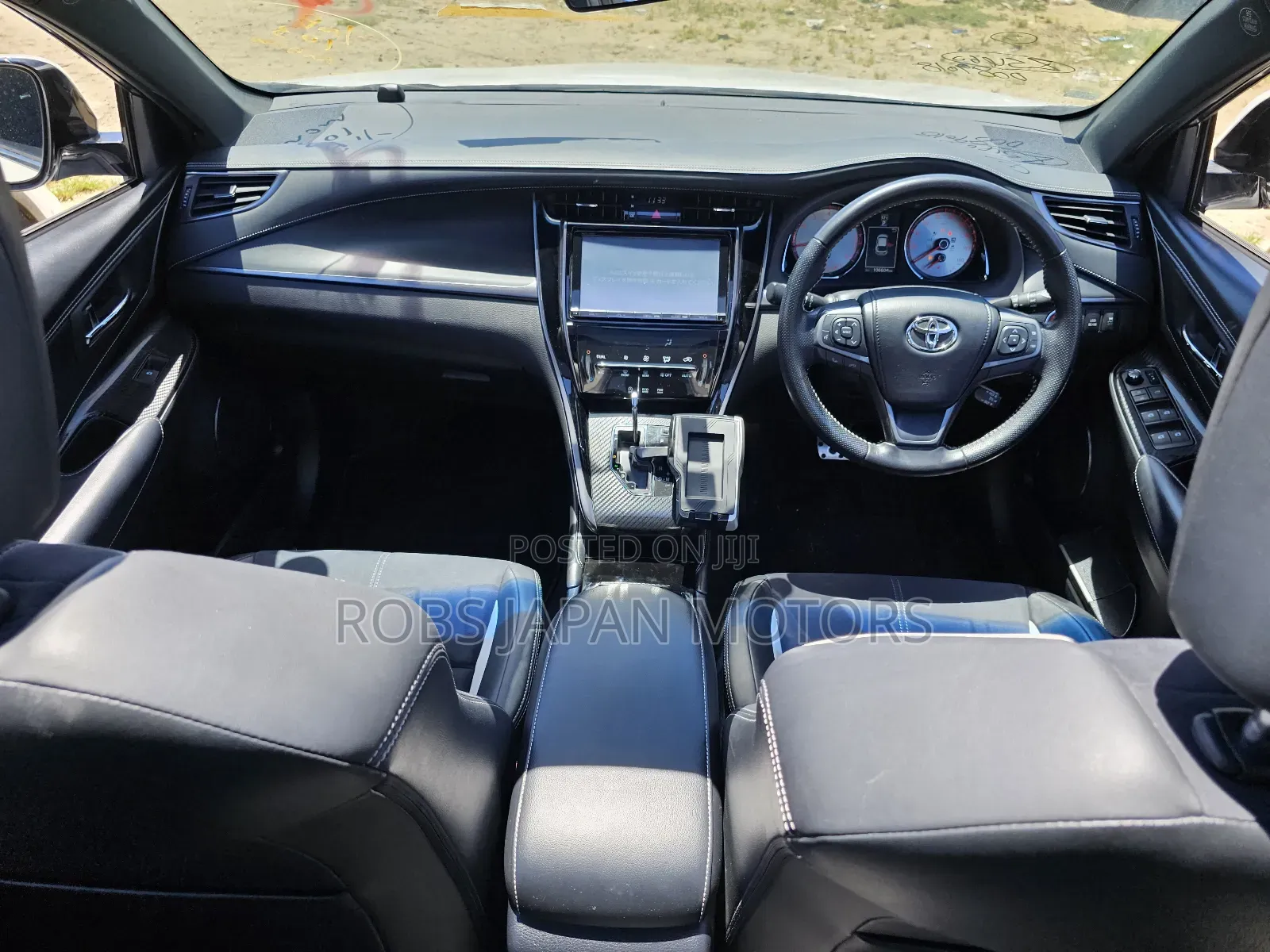 Toyota Harrier 2.0 4WD 2018