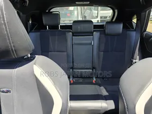 Toyota Harrier 2.0 4WD 2018