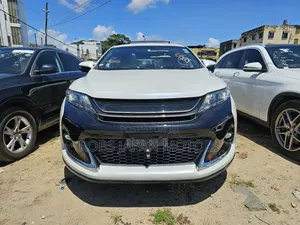 Toyota Harrier 2.0 4WD 2018