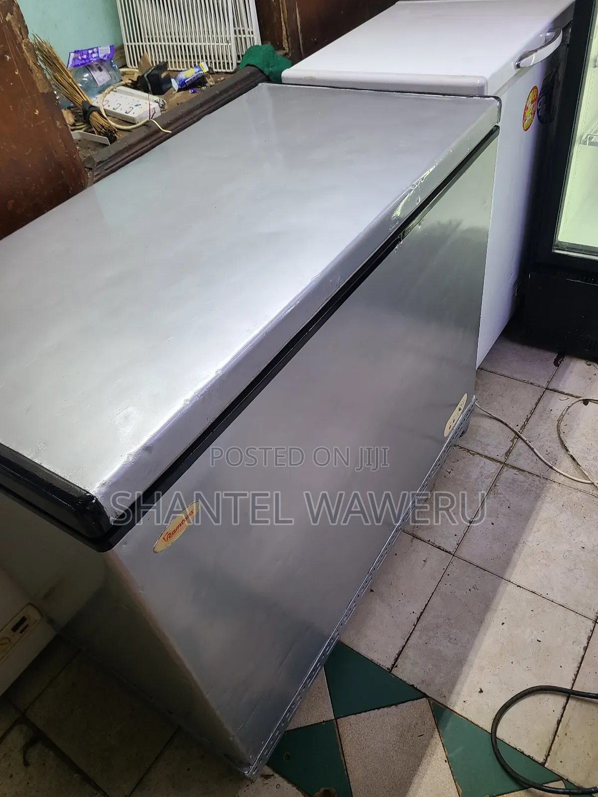Milk Chest Freezer 300litres