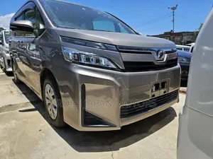Toyota Voxy 2018 Brown