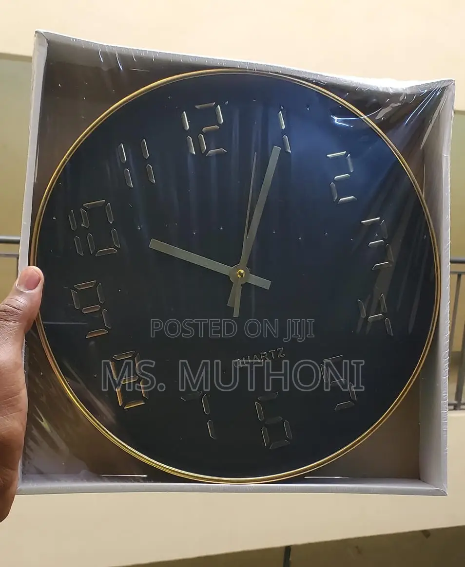 Beautiful 30 Cm Battery Powered Decorative Wall Clocks